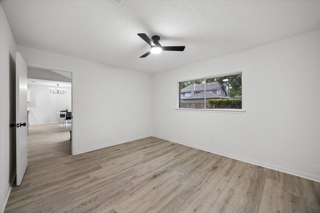 12527 Mistymont Drive, Houston, TX 77070