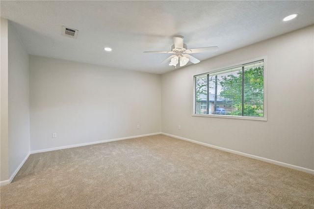 2804 Barak Lane, Bryan, TX 77802