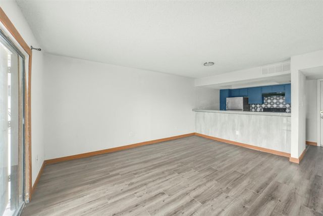 2818 S Bartell Drive 33, Houston, TX 77054