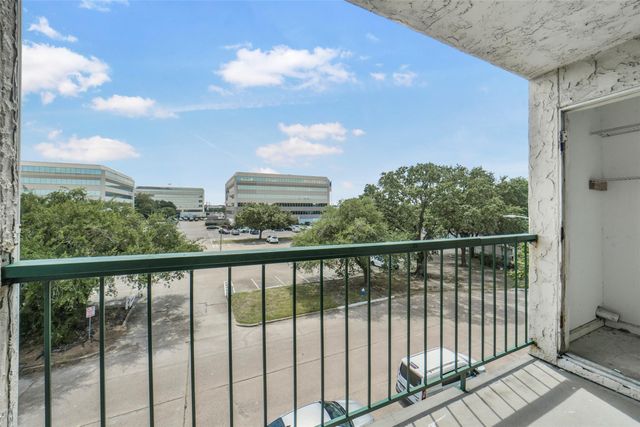 2818 S Bartell Drive 33, Houston, TX 77054