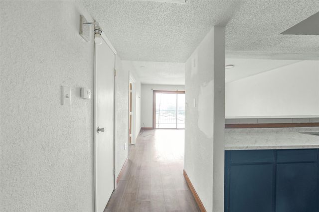 2818 S Bartell Drive 33, Houston, TX 77054