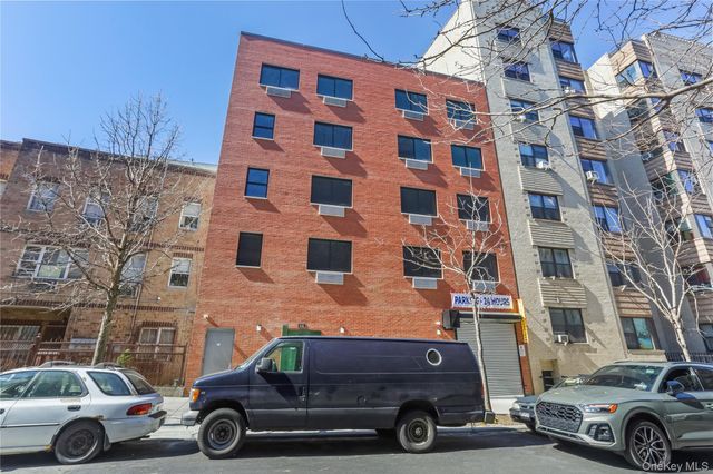 1081 Anderson, Bronx, NY 10452
