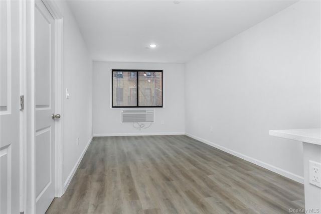1081 Anderson, Bronx, NY 10452