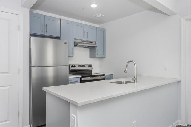 1081 Anderson, Bronx, NY 10452