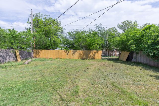 2057 Barrow Street, Abilene, TX 79605