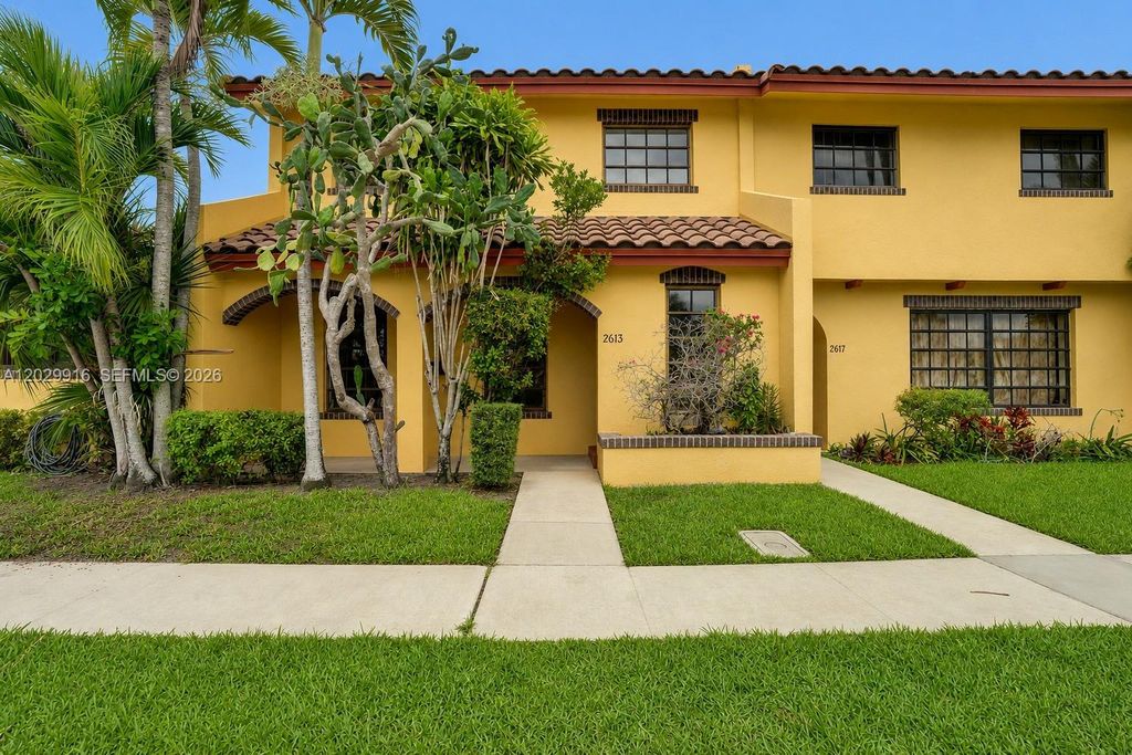 2613 NW 47th Terrace 202, Lauderdale Lakes, FL 33313