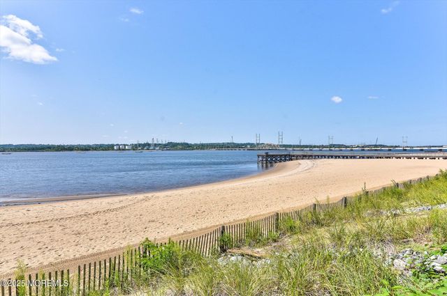 389 Jeffries Street, Perth Amboy, NJ 08862