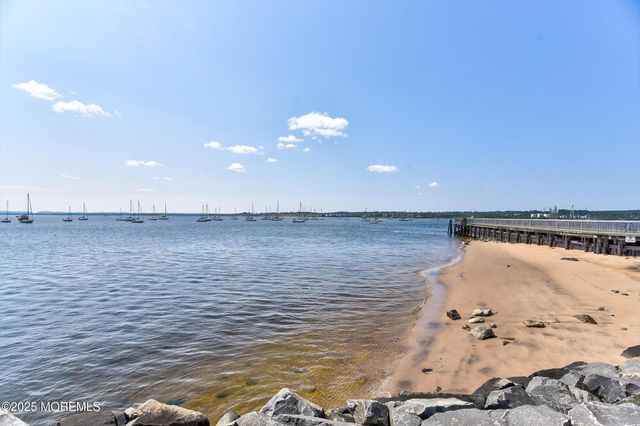 389 Jeffries Street, Perth Amboy, NJ 08862