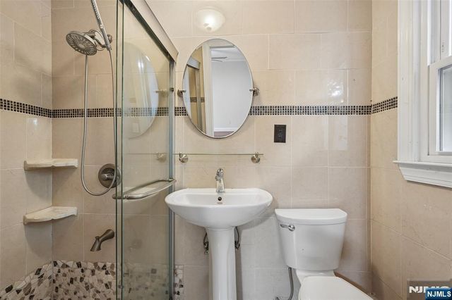 274 Oradell Avenue, Paramus, NJ 07652