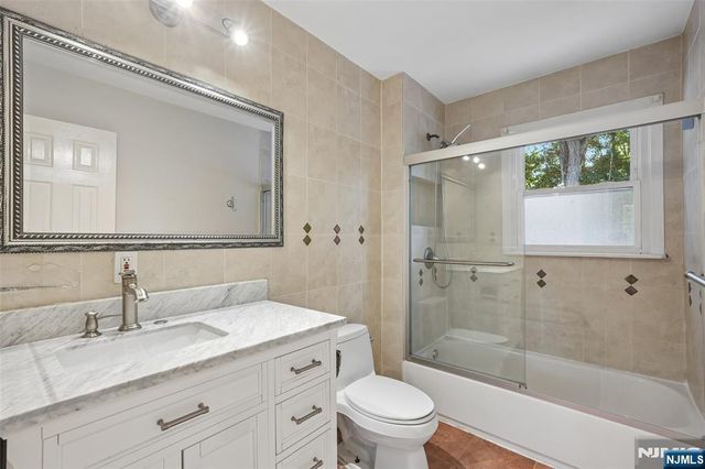 274 Oradell Avenue, Paramus, NJ 07652