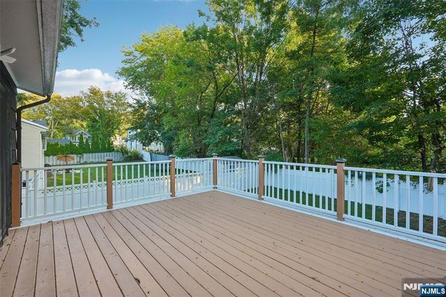 274 Oradell Avenue, Paramus, NJ 07652