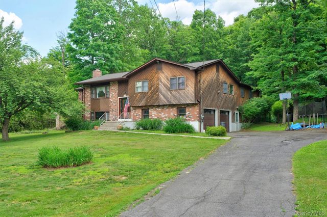 67 Carol Drive, Monroe, NY 10950