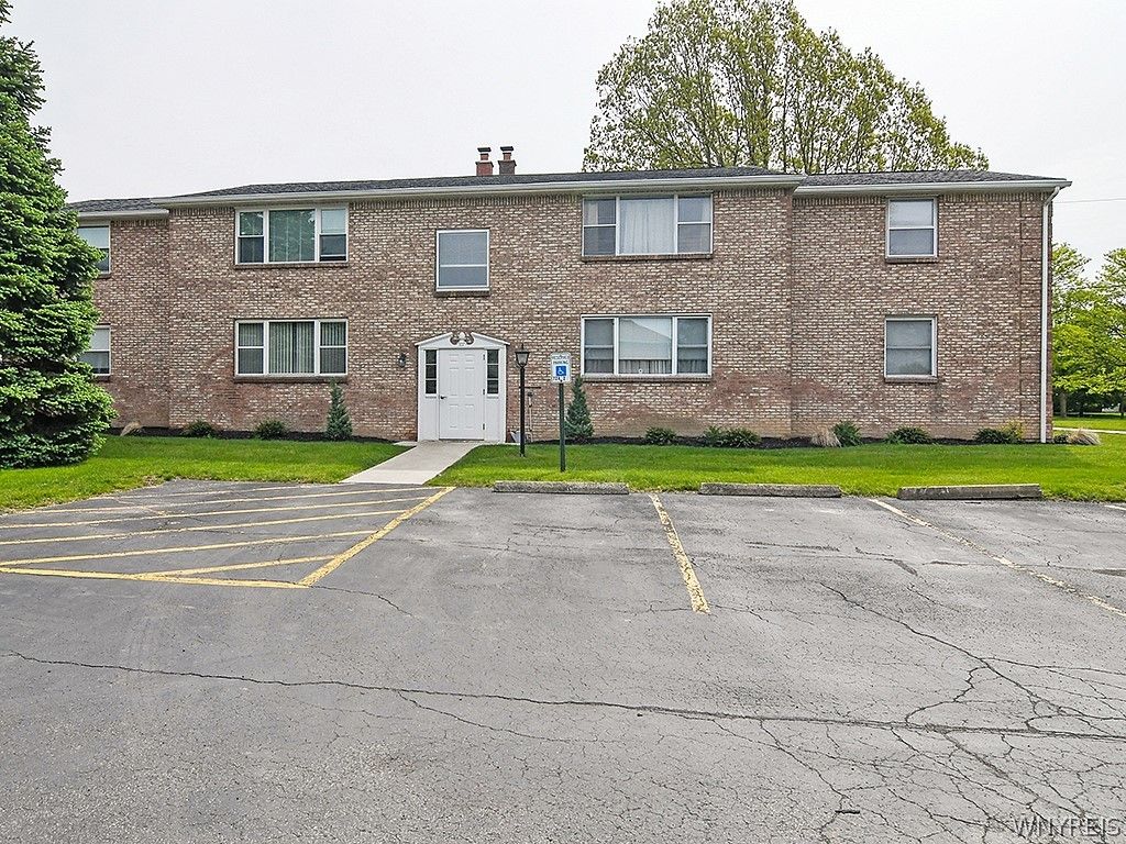 72 A Old Lyme Drive 1, Amherst, NY 14221