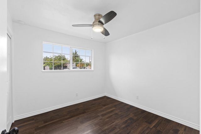 25681 Hypericum Street, Visalia, CA 93292