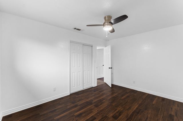 25681 Hypericum Street, Visalia, CA 93292