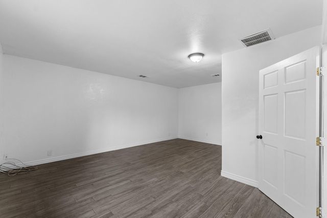 25681 Hypericum Street, Visalia, CA 93292