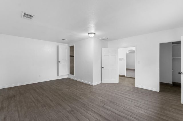 25681 Hypericum Street, Visalia, CA 93292