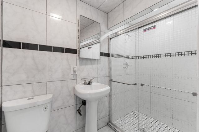 25681 Hypericum Street, Visalia, CA 93292