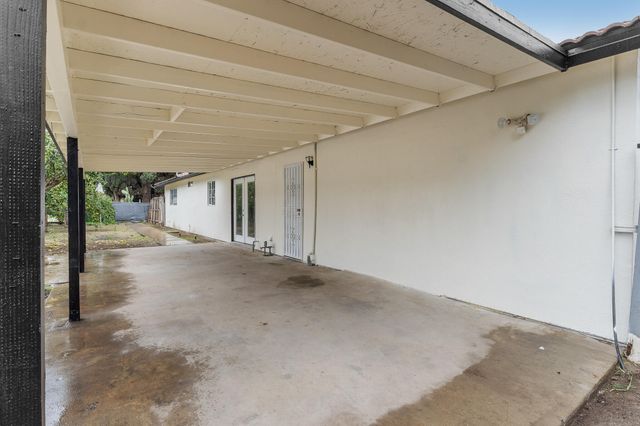 25681 Hypericum Street, Visalia, CA 93292