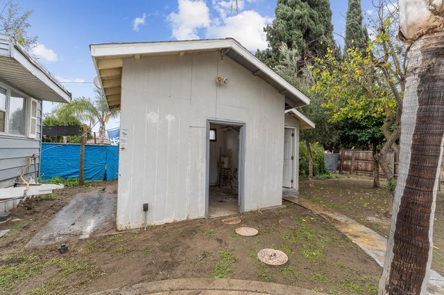 25681 Hypericum Street, Visalia, CA 93292