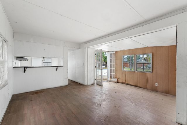 25681 Hypericum Street, Visalia, CA 93292