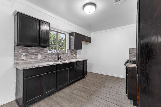 25681 Hypericum Street, Visalia, CA 93292