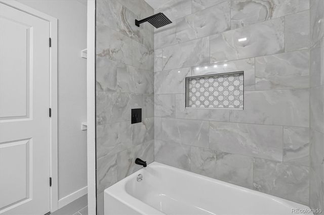 10775 W 68th Avenue, Arvada, CO 80004