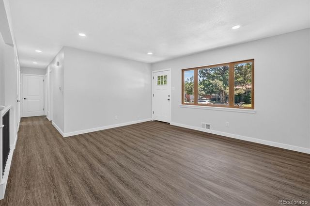 10775 W 68th Avenue, Arvada, CO 80004