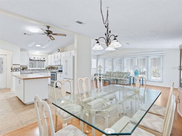 920 SAINT ANDREWS BOULEVARD, The Villages, FL 32159