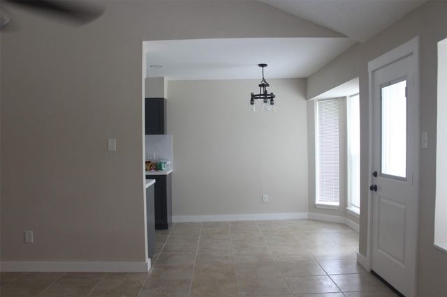 4920 Deerwood Circle, Baytown, TX 77521
