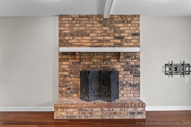 4607 Rolling Hills Drive, Bartlesville, OK 74006