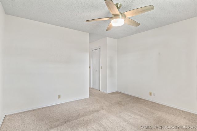 4607 Rolling Hills Drive, Bartlesville, OK 74006