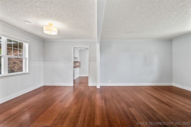 4607 Rolling Hills Drive, Bartlesville, OK 74006