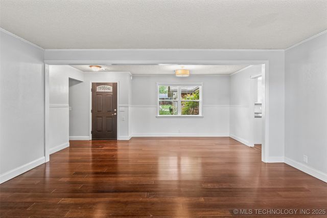 4607 Rolling Hills Drive, Bartlesville, OK 74006