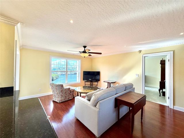 200 Greytwig Road 212, Vero Beach, FL 32963