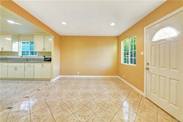 8622 S Fir Avenue, Los Angeles, CA 90002