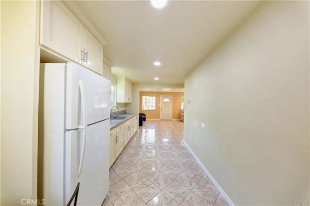 8622 S Fir Avenue, Los Angeles, CA 90002