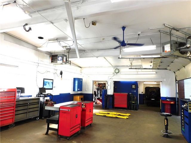 40 Stone Road, Greece, NY 14616