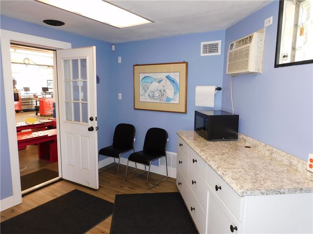 40 Stone Road, Greece, NY 14616