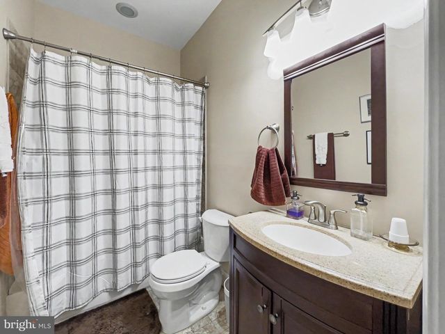 1610 N BROADWAY N, Baltimore, MD 21213