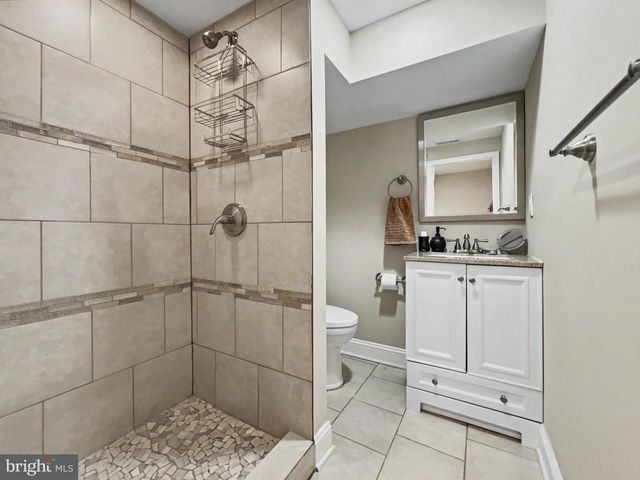 1610 N BROADWAY N, Baltimore, MD 21213