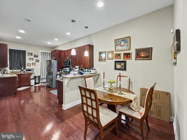 1610 N BROADWAY N, Baltimore, MD 21213