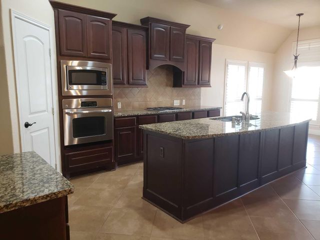 5927 Bristol Path Lane, Sugar Land, TX 77479