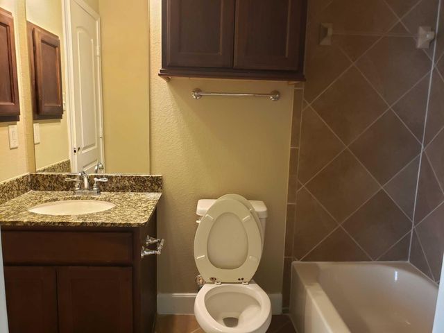 5927 Bristol Path Lane, Sugar Land, TX 77479