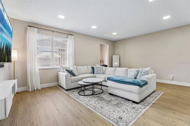 11886 FICTION AVENUE, Orlando, FL 32832