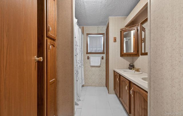 638 Fresh Pond Avenue 375, Calverton, NY 11933