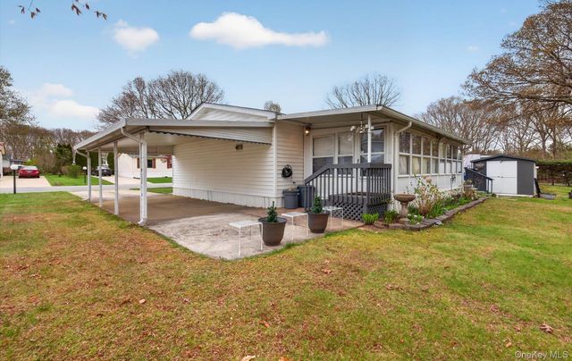 638 Fresh Pond Avenue 375, Calverton, NY 11933