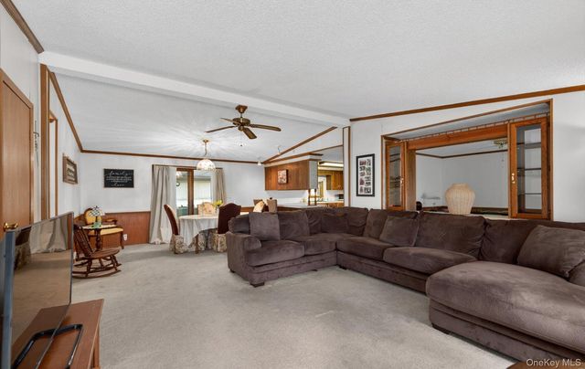 638 Fresh Pond Avenue 375, Calverton, NY 11933