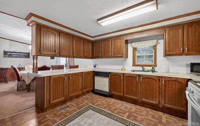 638 Fresh Pond Avenue 375, Calverton, NY 11933