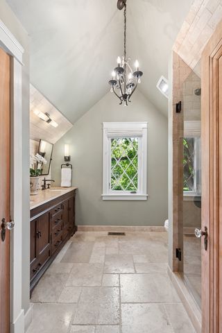 2720 W Linden Ave, Nashville, TN 37212